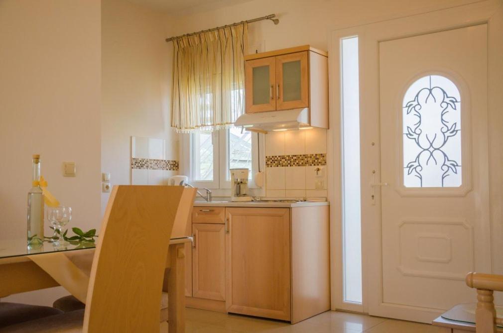 סקאלה פוטאמיאס San Giorgio Apartments חדר תמונה
